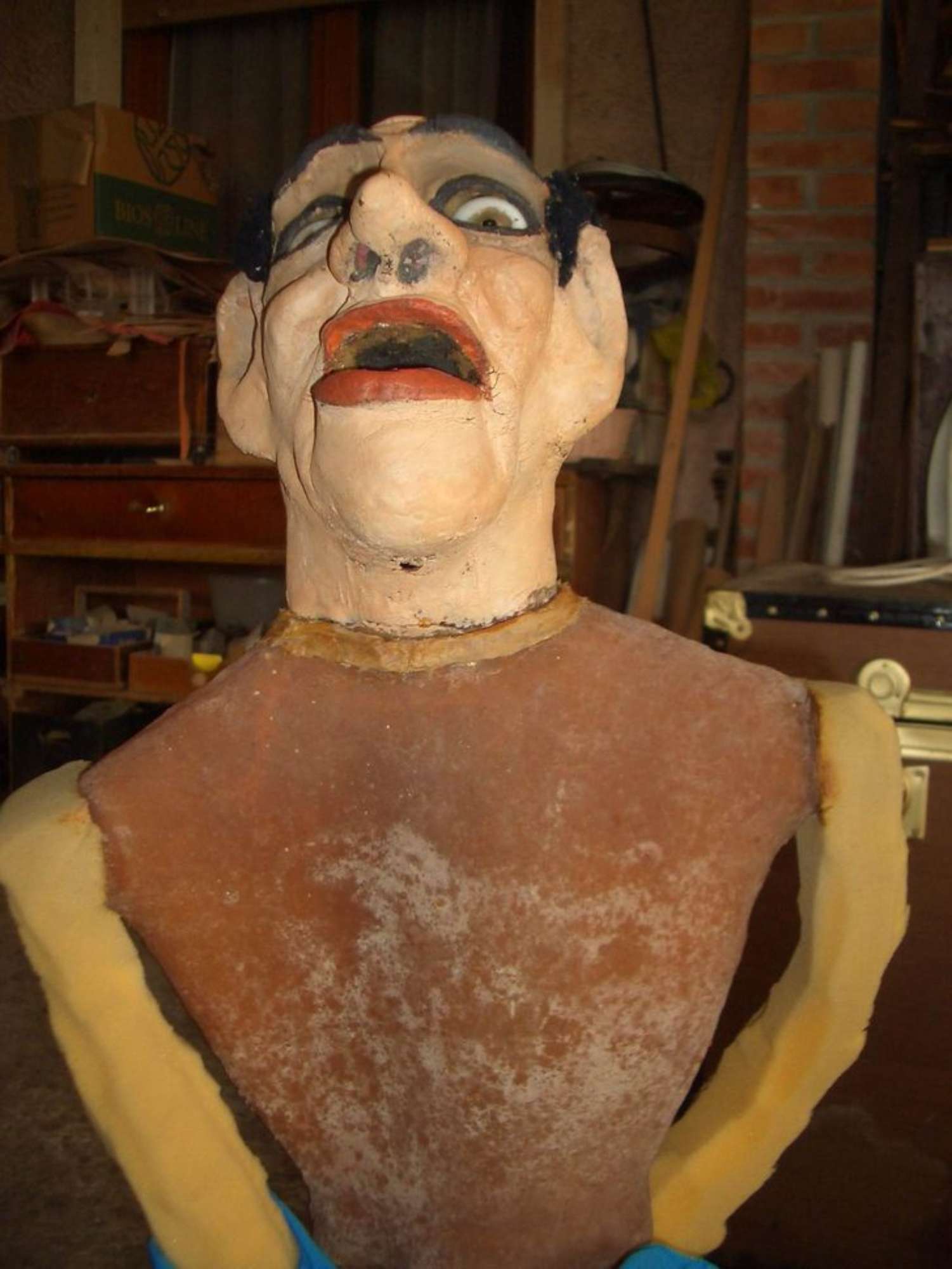 Burattino durante il restauro